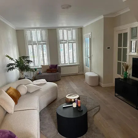 Holiday home Beautiful Entire House In The Center